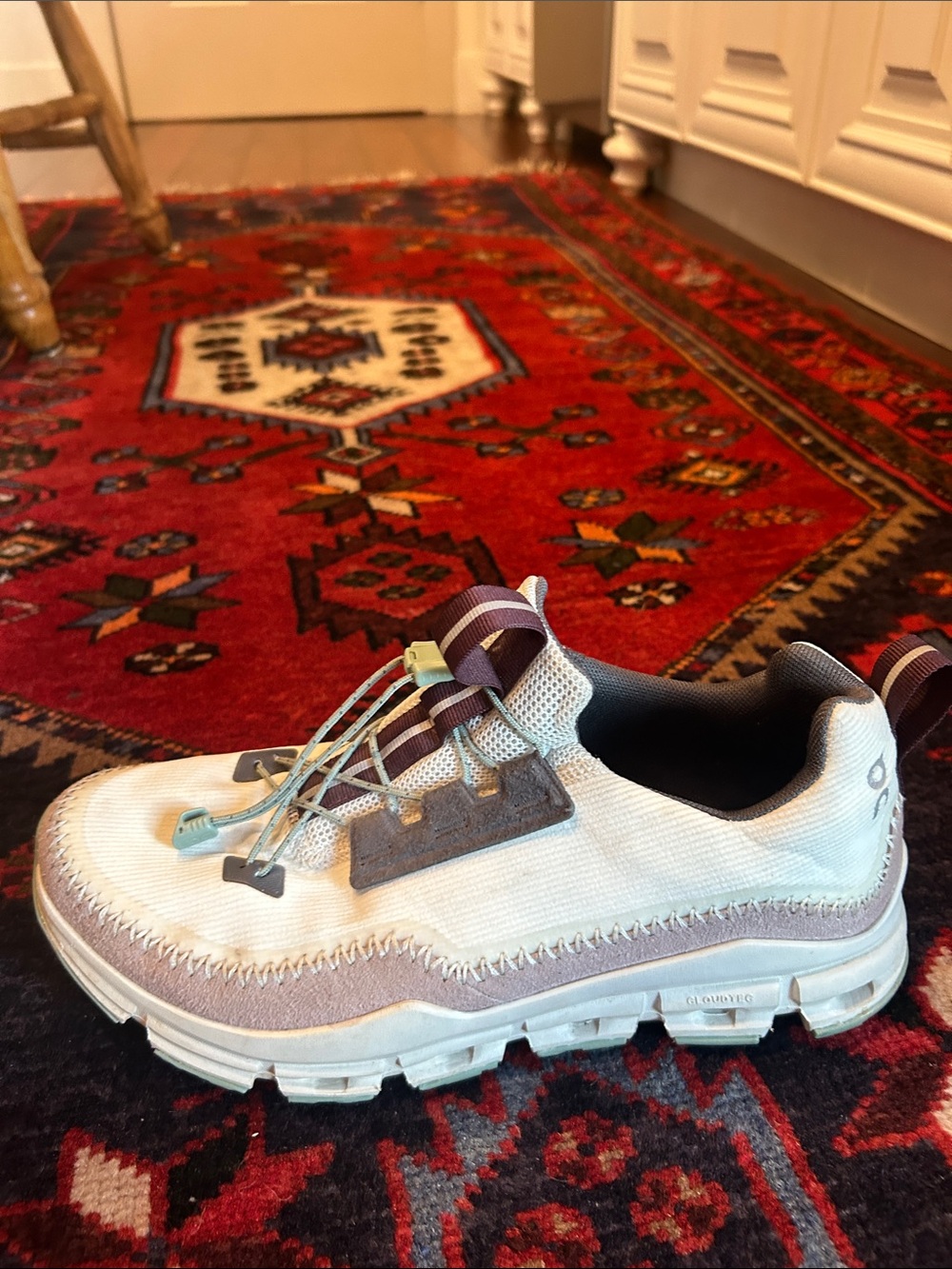 Women's On Cloud Sneakers with Cushioned Support - Picture 8 of 8